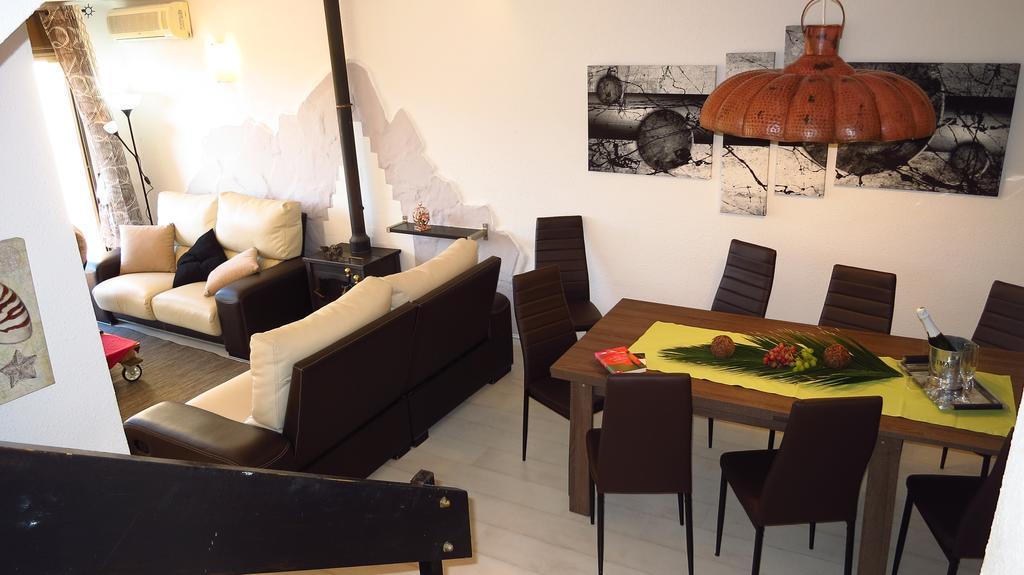 Claire Seaview & Beach-Apartment Montgat Bagian luar foto