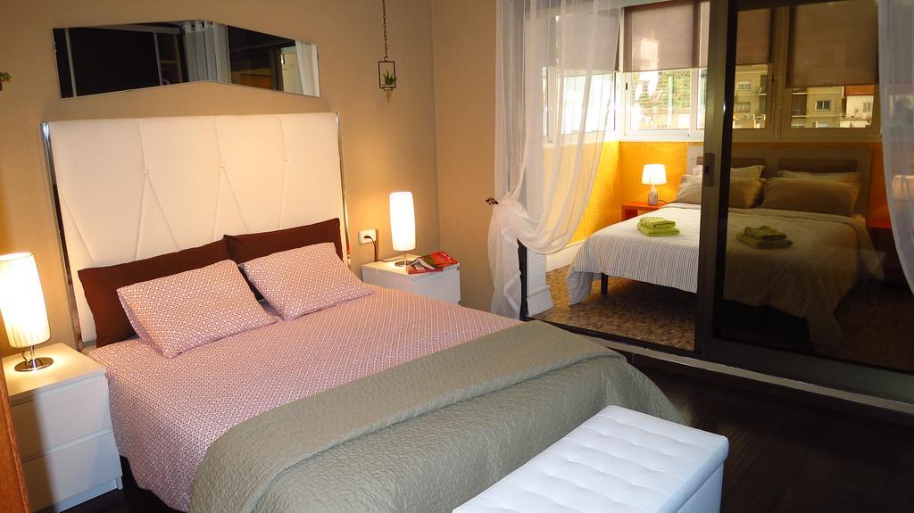 Claire Seaview & Beach-Apartment Montgat Bagian luar foto